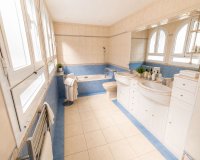 Resale - apartment - Marbella - Marbesa
