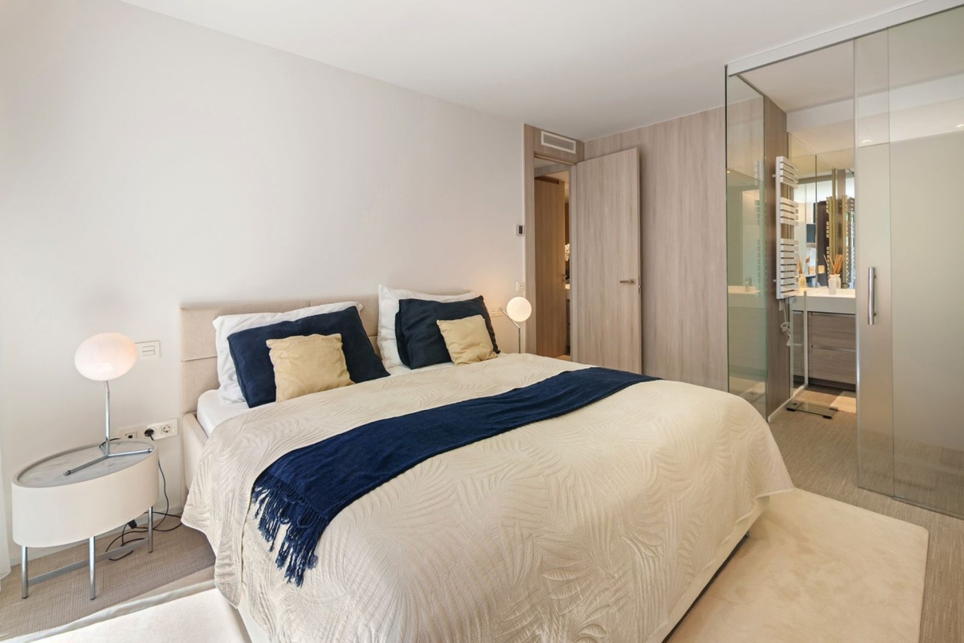 Resale - apartment - Marbella - Marbesa