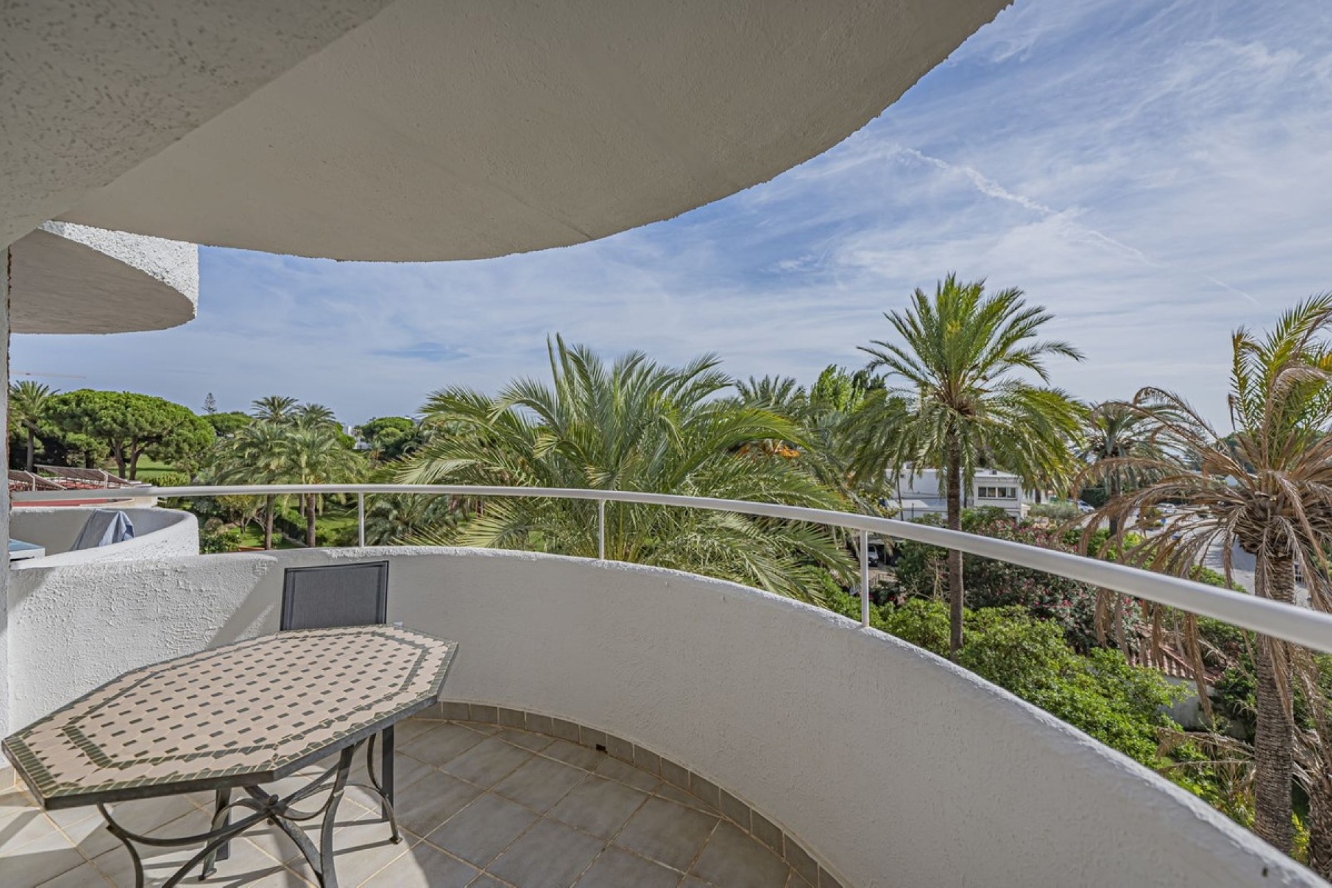 Resale - apartment - Marbella - Marbesa