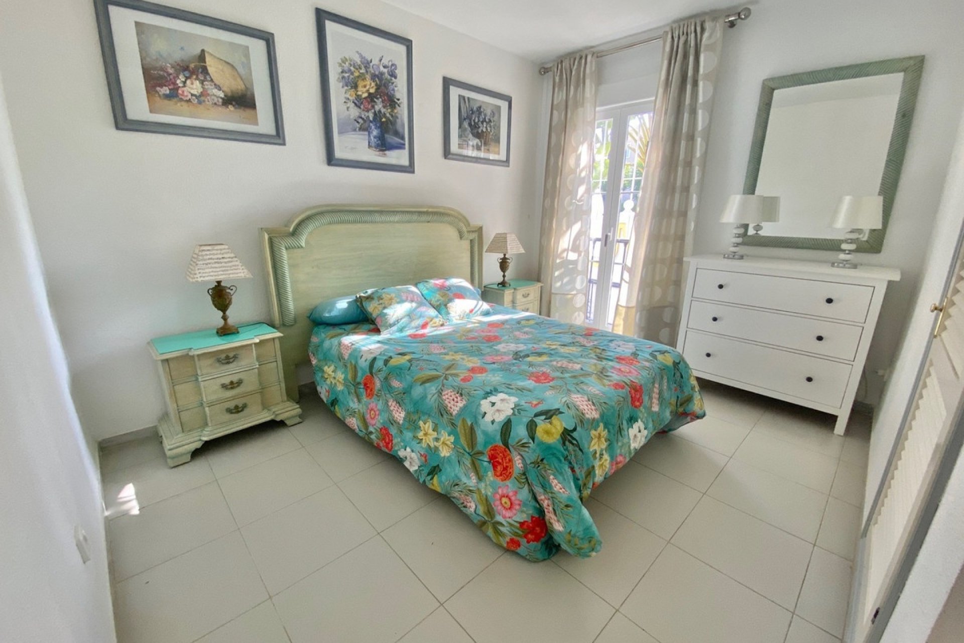 Resale - apartment - Marbella - Nagüeles