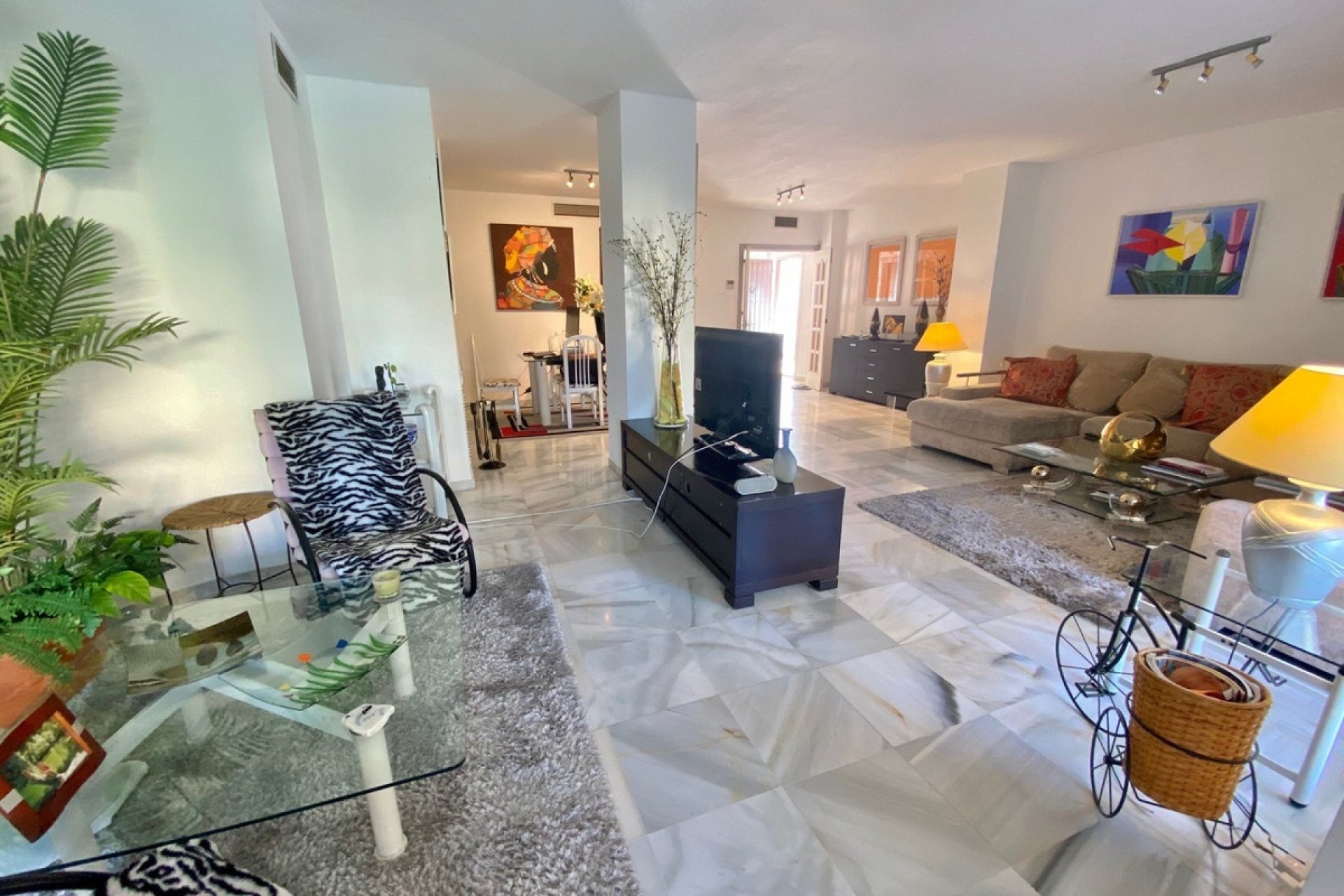 Resale - apartment - Marbella - Nagüeles