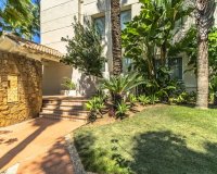 Resale - apartment - Marbella - Nagüeles