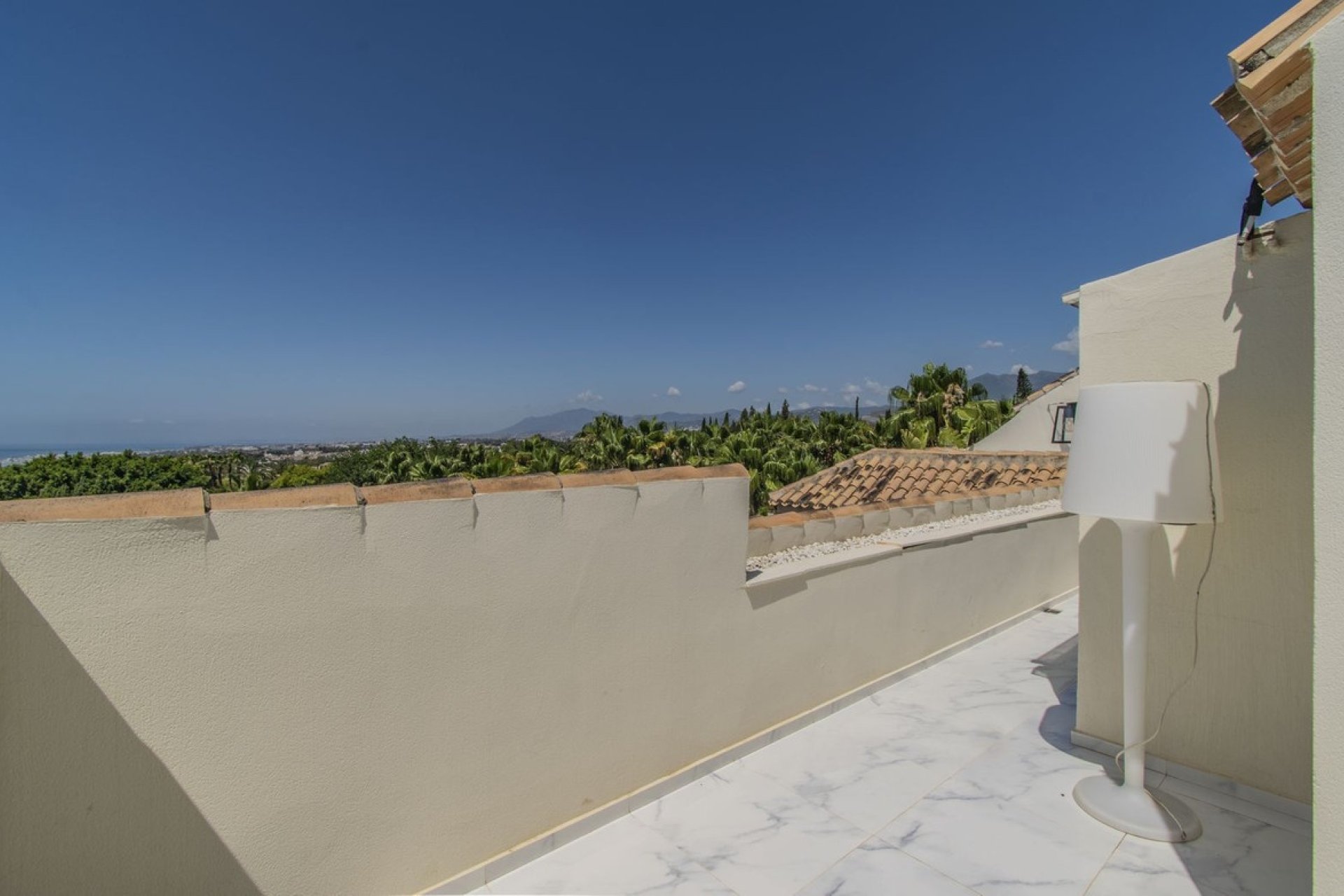 Resale - apartment - Marbella - Nagüeles