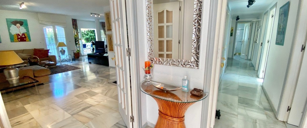 Resale - apartment - Marbella - Nagüeles