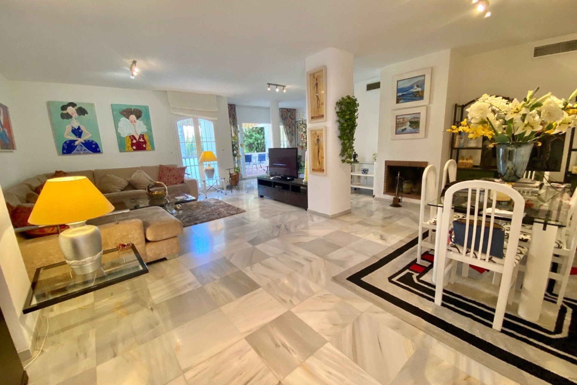 Resale - apartment - Marbella - Nagüeles