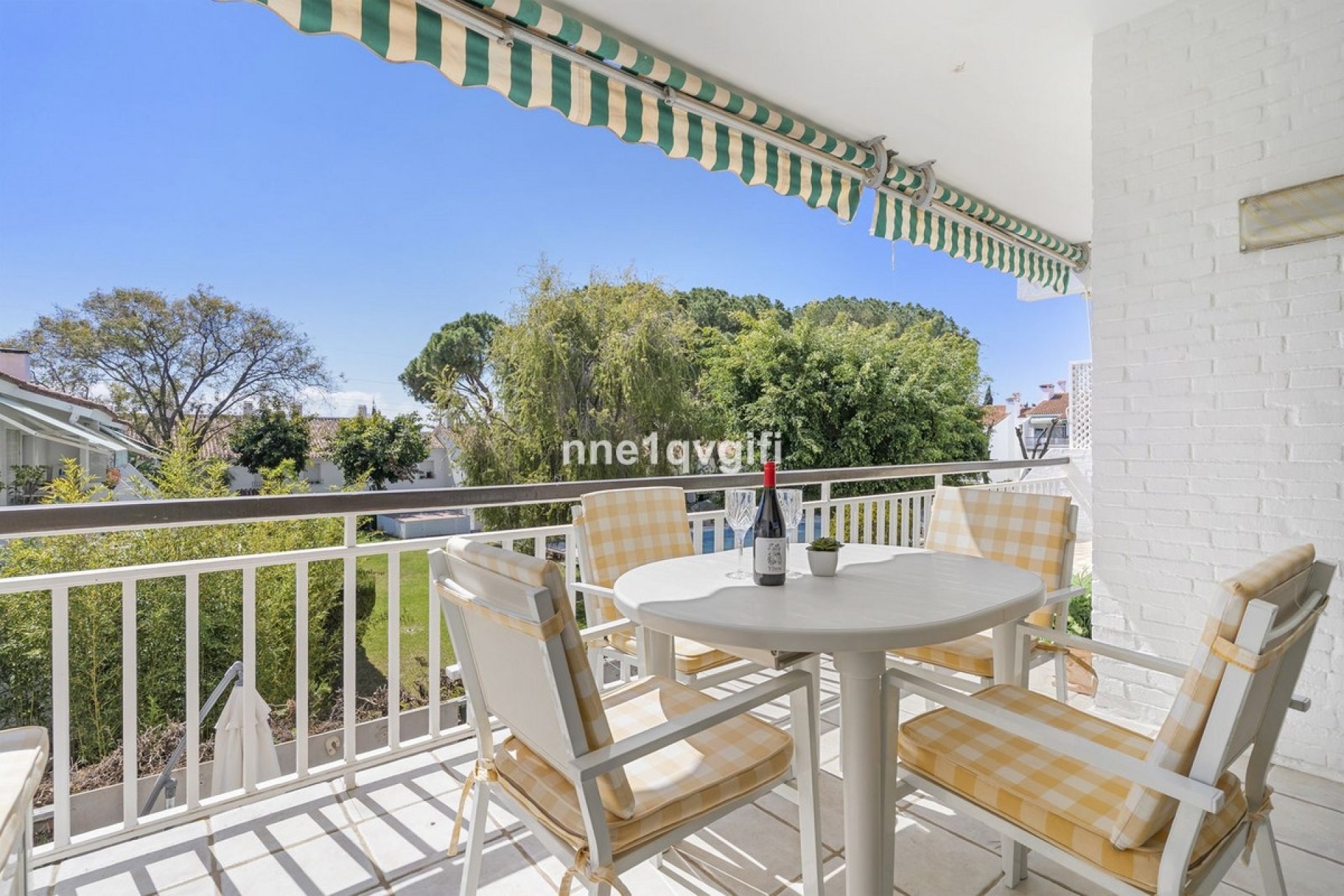 Resale - apartment - Marbella - Nagüeles