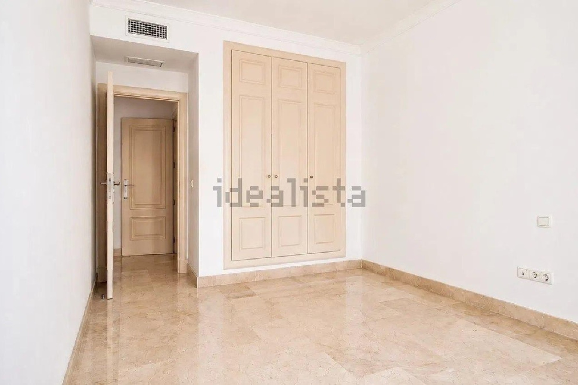 Resale - apartment - Marbella - Nagüeles