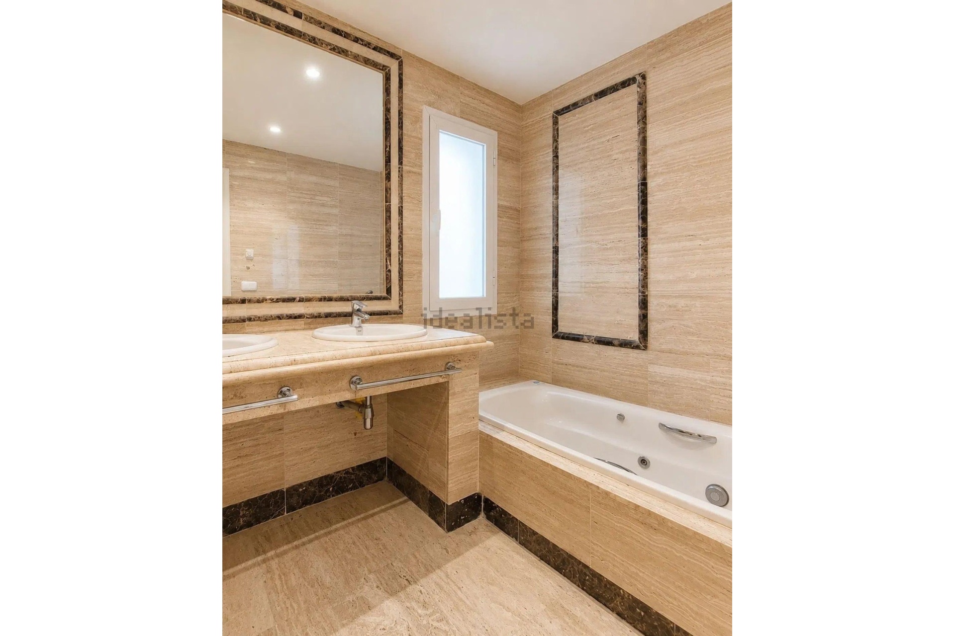 Resale - apartment - Marbella - Nagüeles