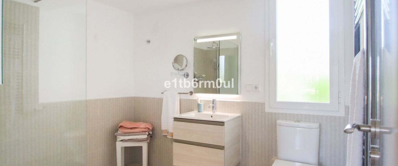 Resale - apartment - Marbella - Nagüeles