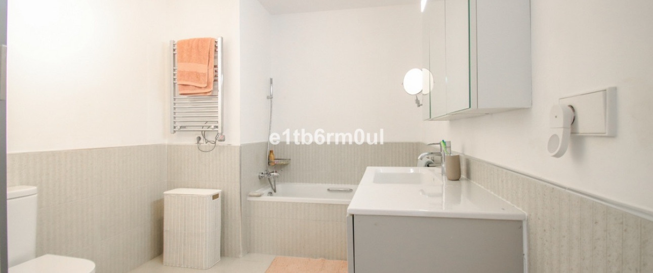 Resale - apartment - Marbella - Nagüeles