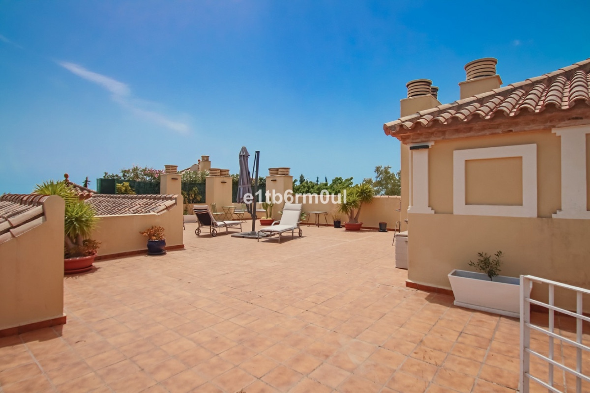 Resale - apartment - Marbella - Nagüeles
