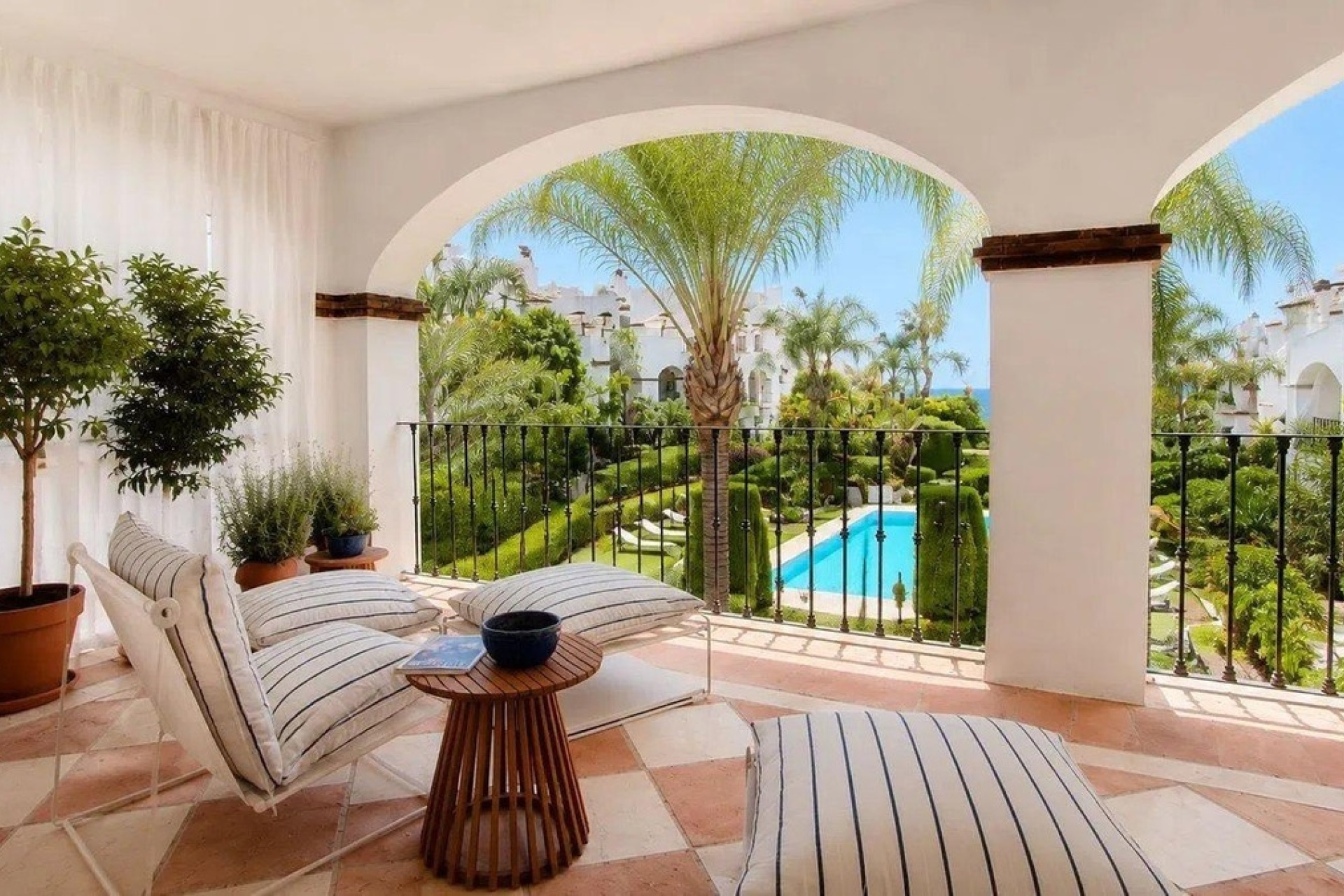 Resale - apartment - Marbella - Nagüeles