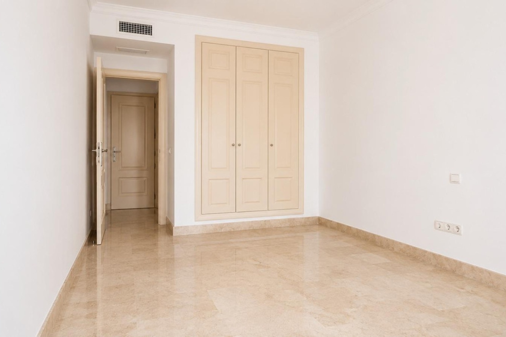 Resale - apartment - Marbella - Nagüeles