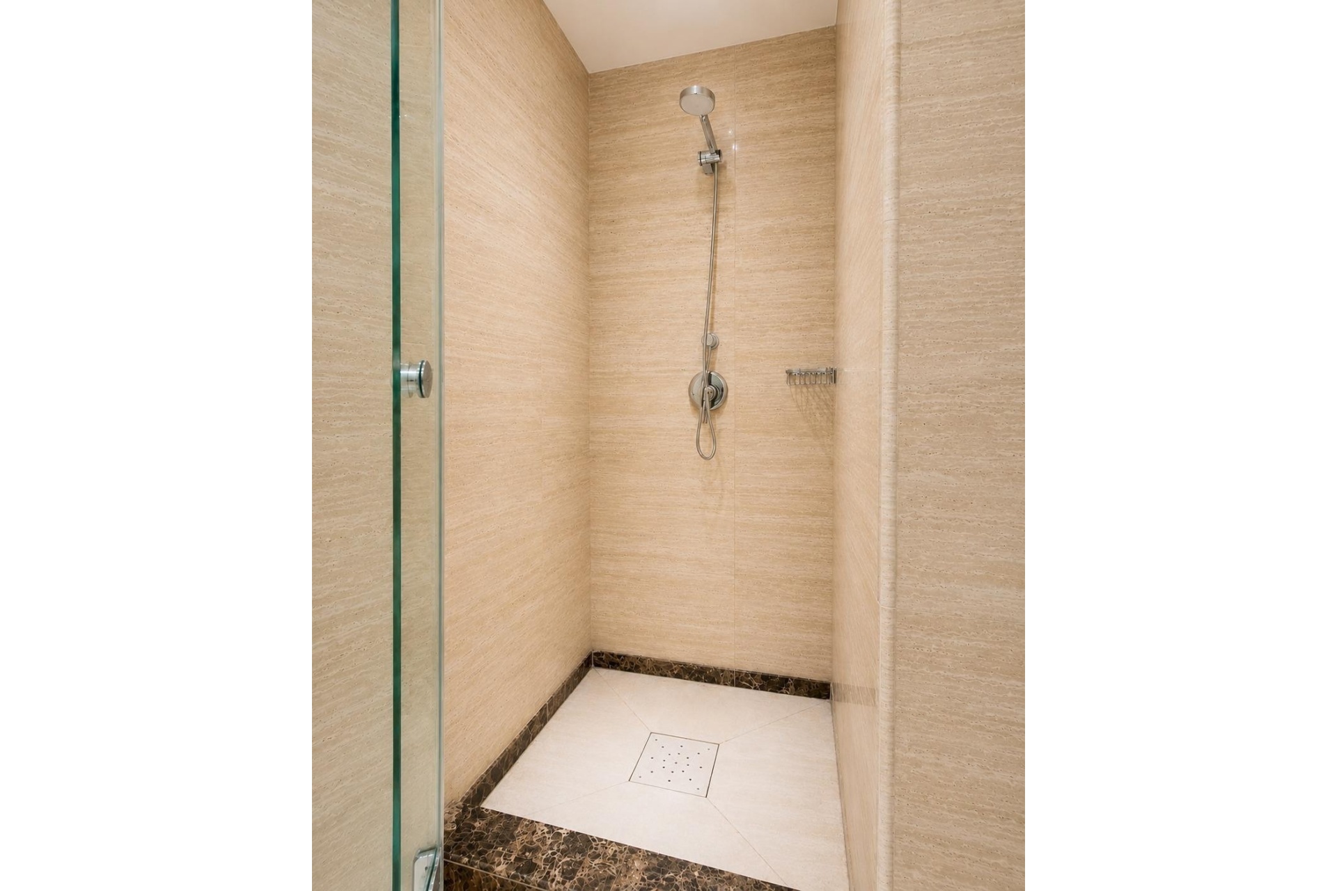Resale - apartment - Marbella - Nagüeles