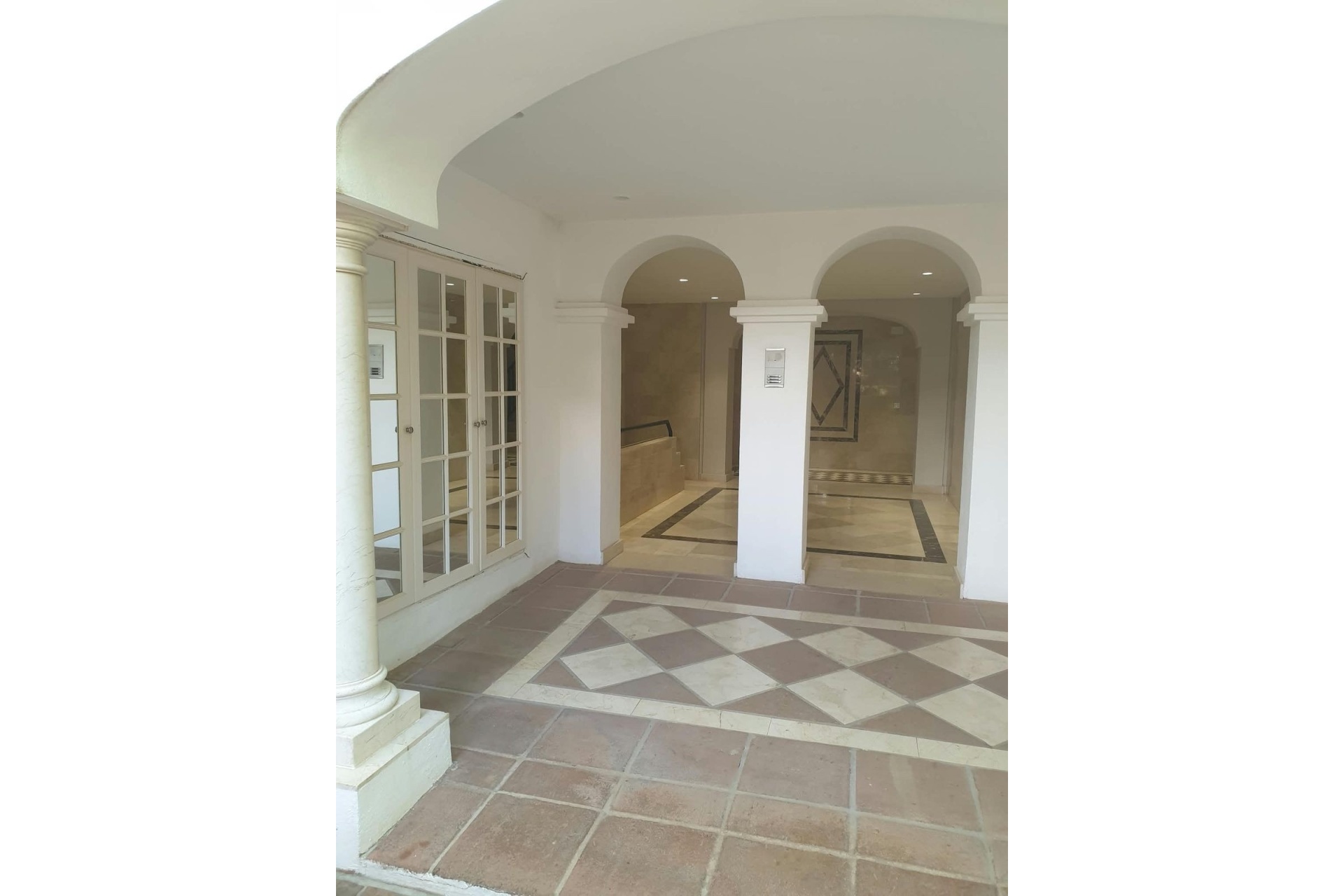 Resale - apartment - Marbella - Nagüeles