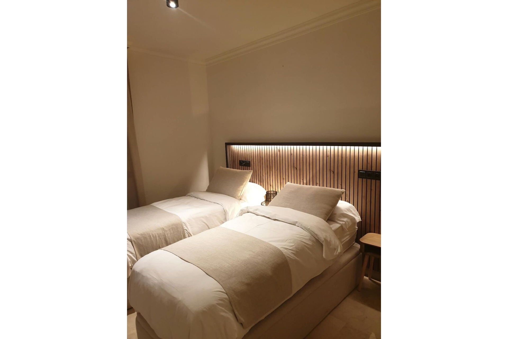 Resale - apartment - Marbella - Nagüeles