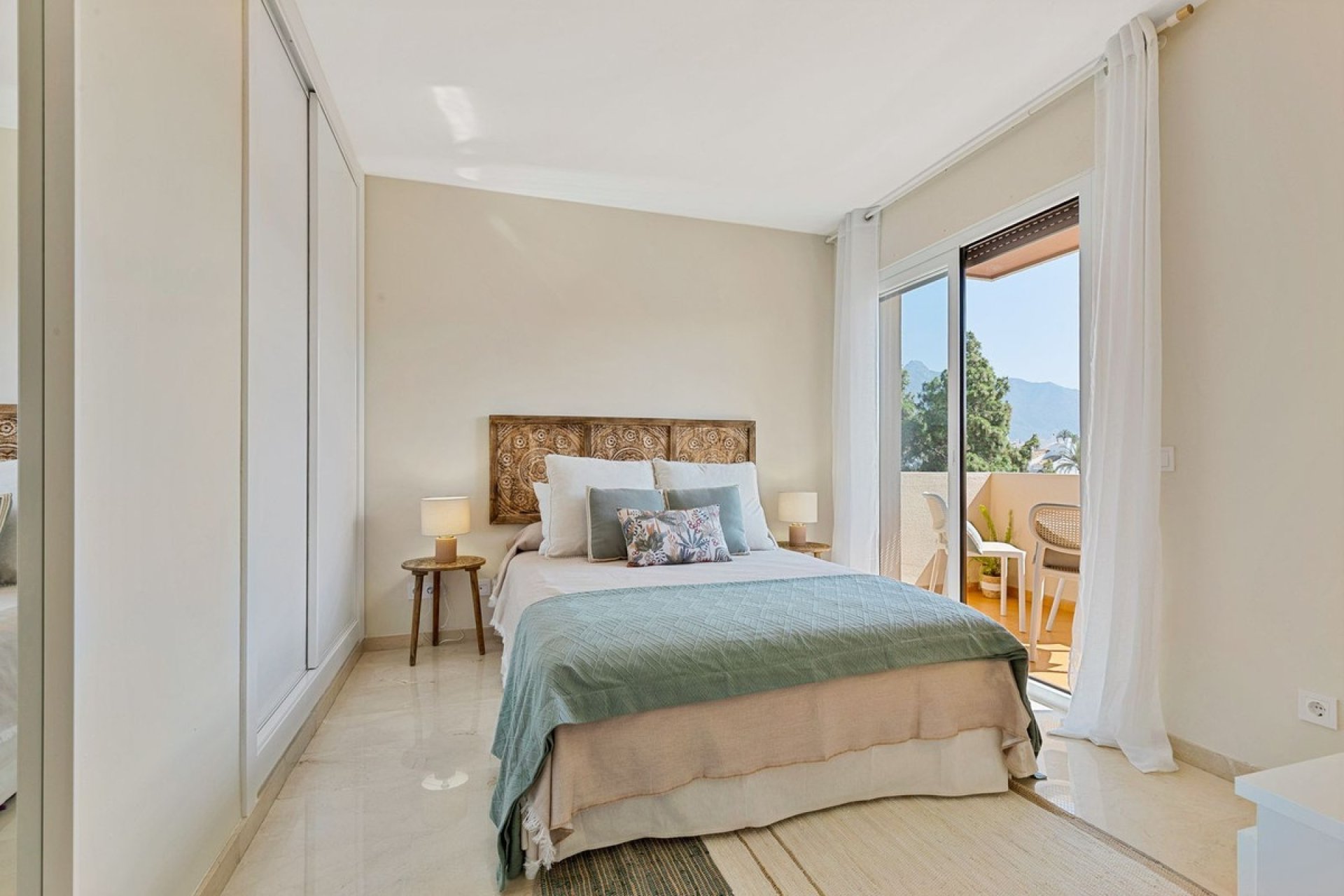 Resale - apartment - Marbella - Nueva Andalucía