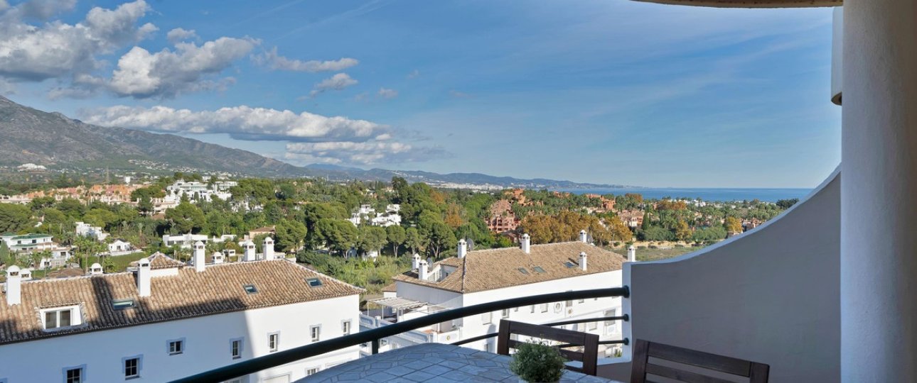 Resale - apartment - Marbella - Nueva Andalucía