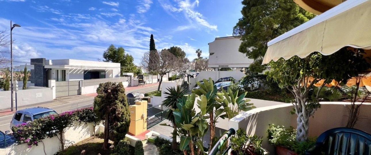 Resale - apartment - Marbella - Nueva Andalucía