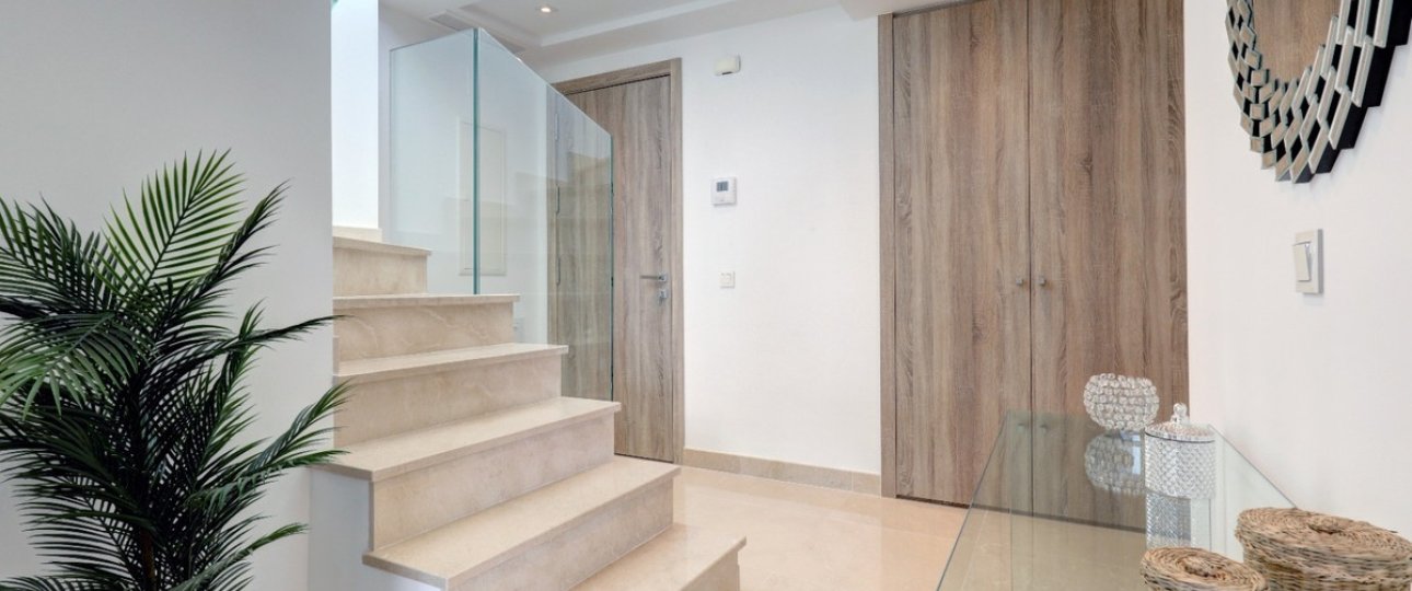 Resale - apartment - Marbella - Nueva Andalucía