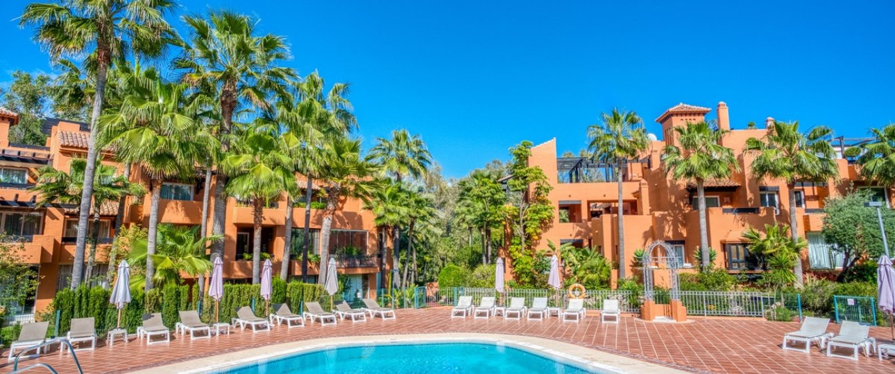 Resale - apartment - Marbella - Nueva Andalucía