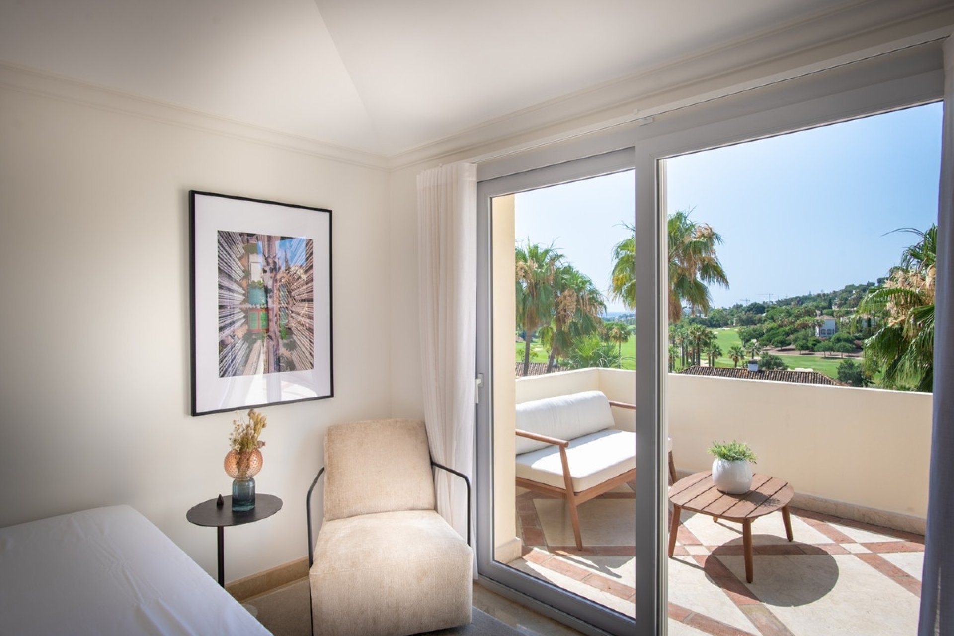 Resale - apartment - Marbella - Nueva Andalucía