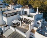 Resale - apartment - Marbella - Nueva Andalucía