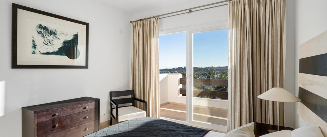 Resale - apartment - Marbella - Nueva Andalucía