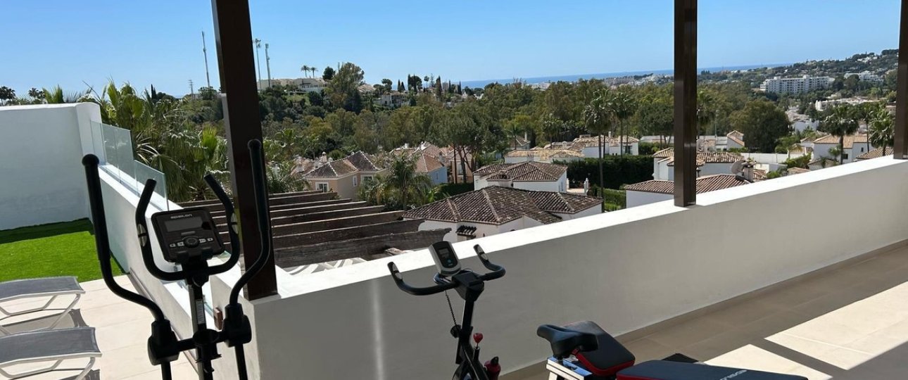 Resale - apartment - Marbella - Nueva Andalucía