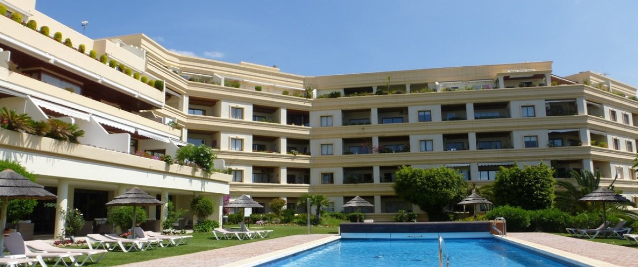 Resale - apartment - Marbella - Nueva Andalucía