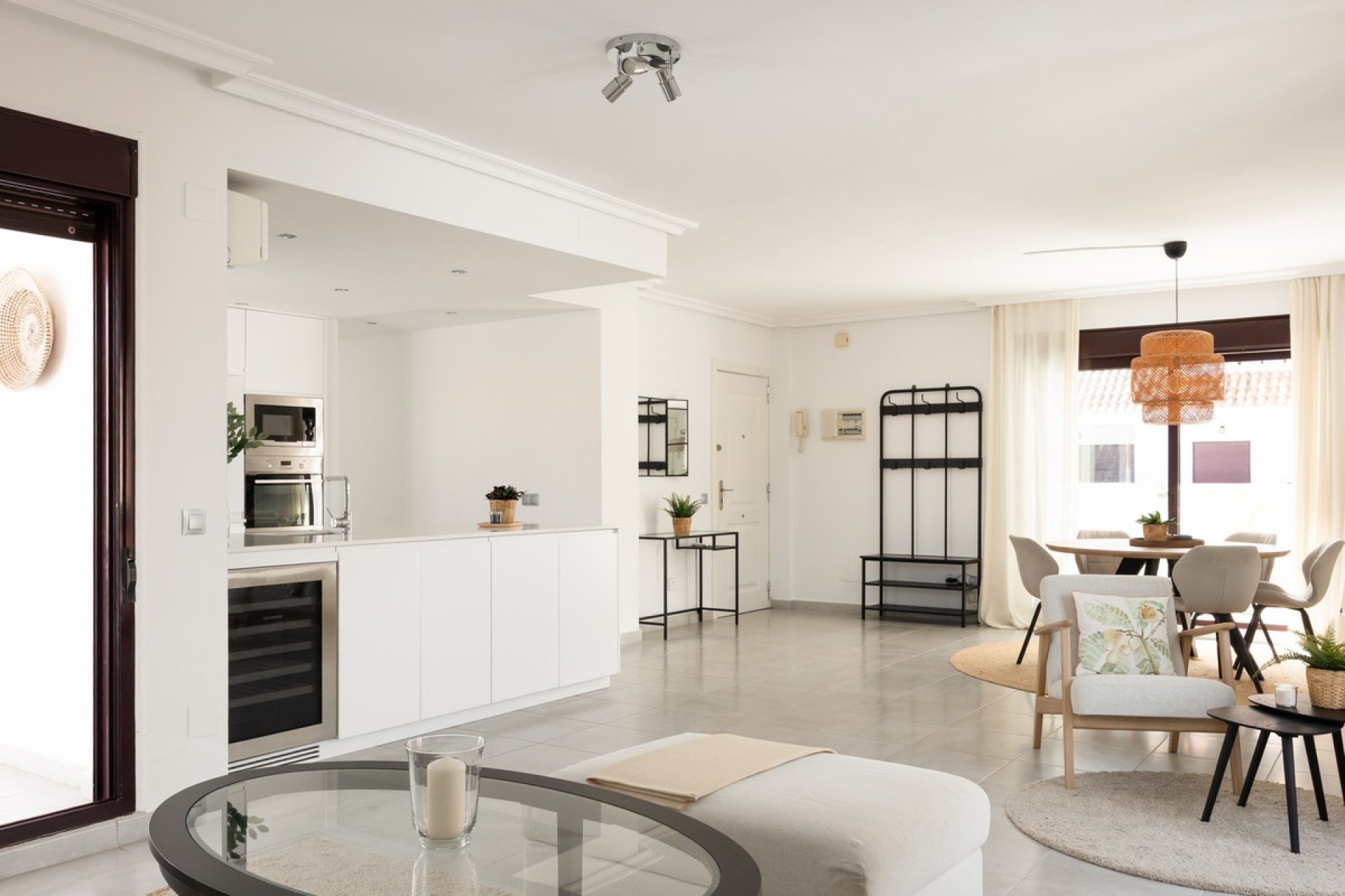 Resale - apartment - Marbella - Nueva Andalucía