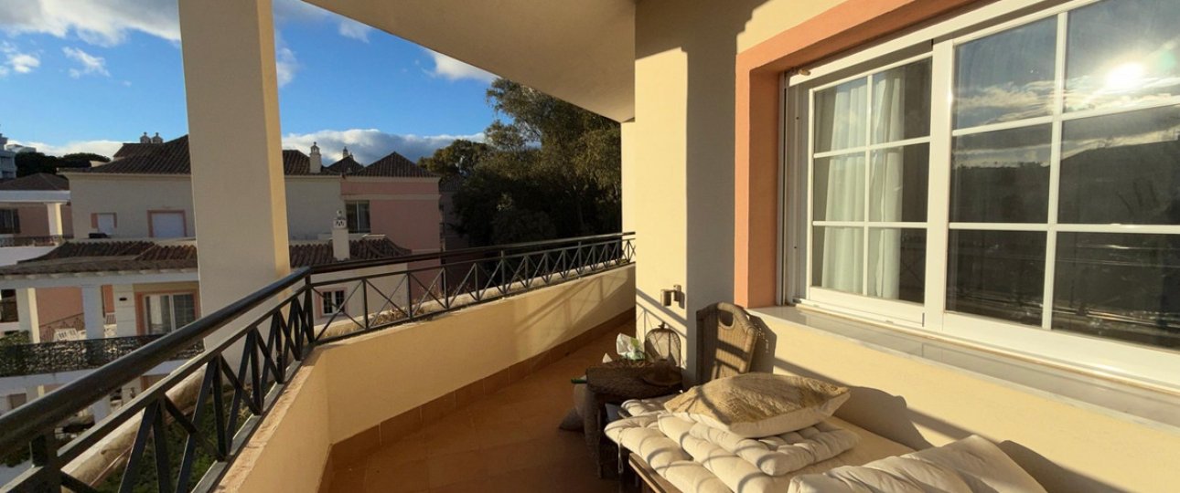 Resale - apartment - Marbella - Nueva Andalucía