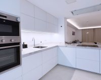 Resale - apartment - Marbella - Nueva Andalucía