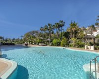 Resale - apartment - Marbella - Nueva Andalucía