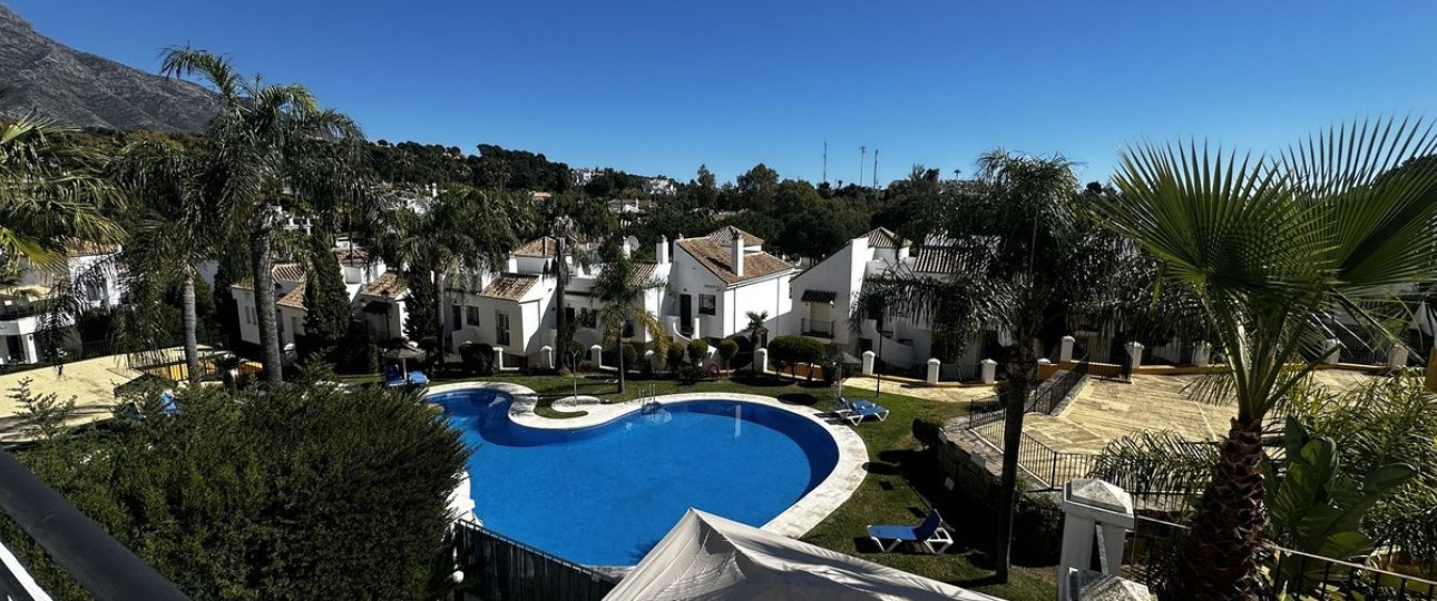 Resale - apartment - Marbella - Nueva Andalucía