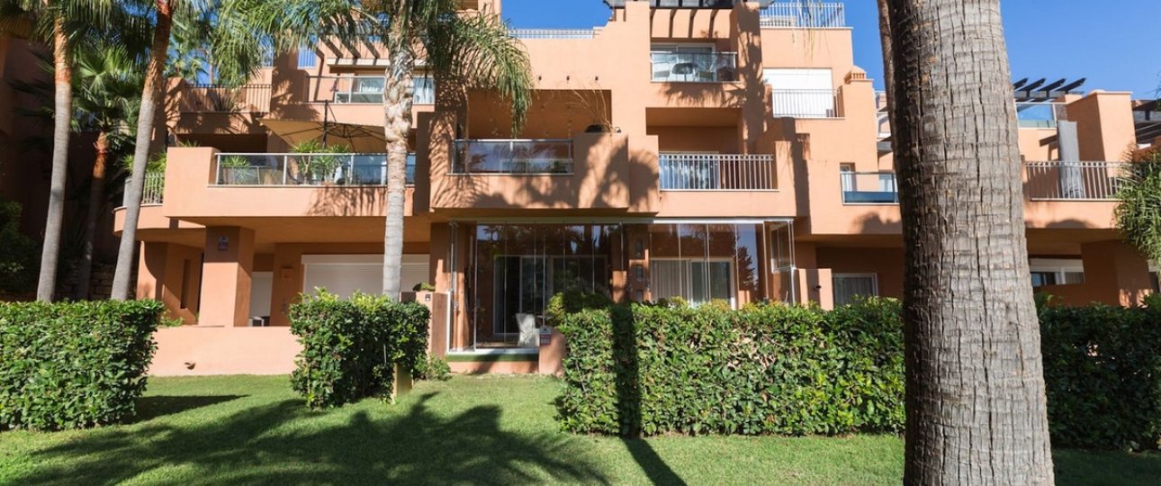 Resale - apartment - Marbella - Nueva Andalucía