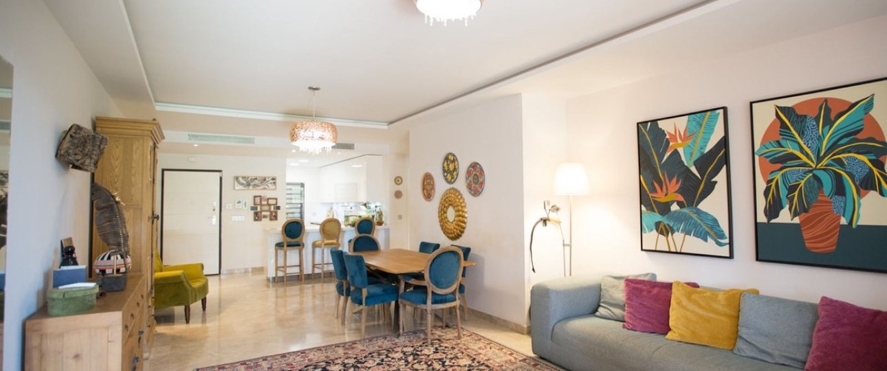 Resale - apartment - Marbella - Nueva Andalucía