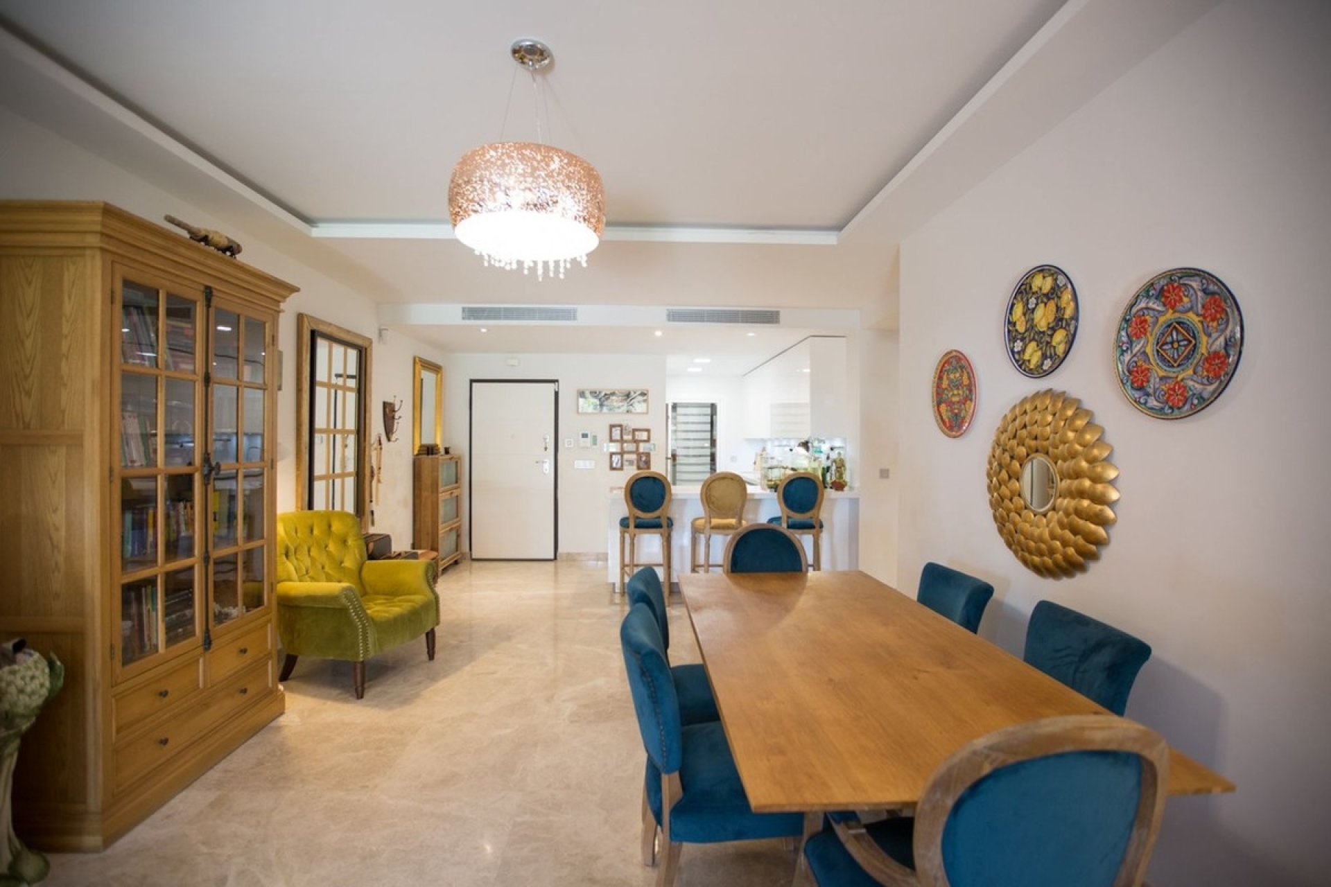 Resale - apartment - Marbella - Nueva Andalucía