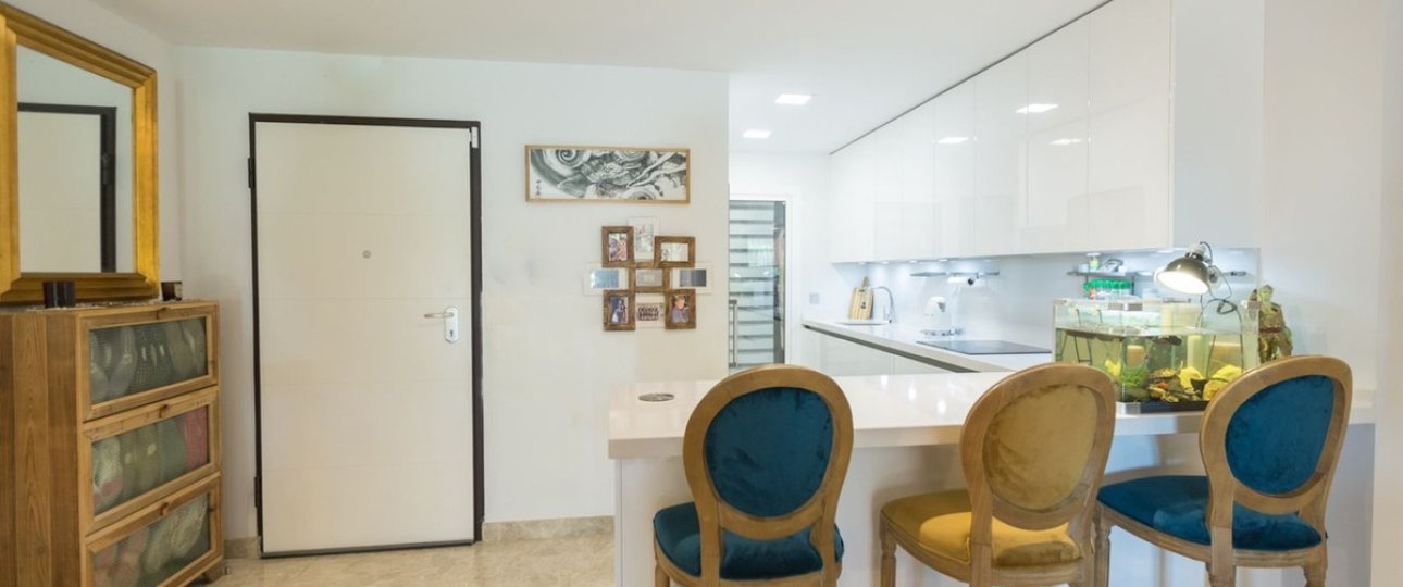 Resale - apartment - Marbella - Nueva Andalucía