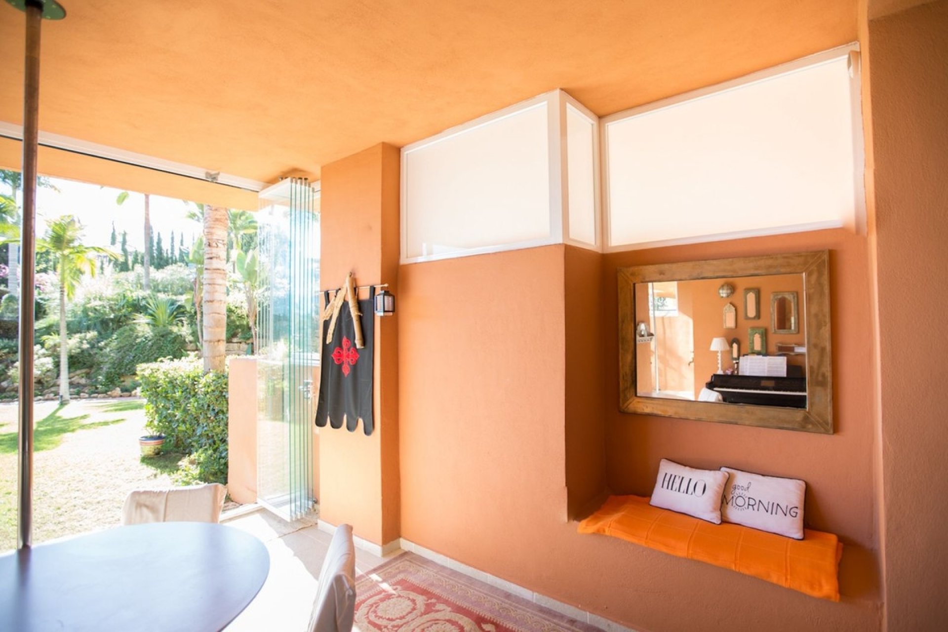 Resale - apartment - Marbella - Nueva Andalucía
