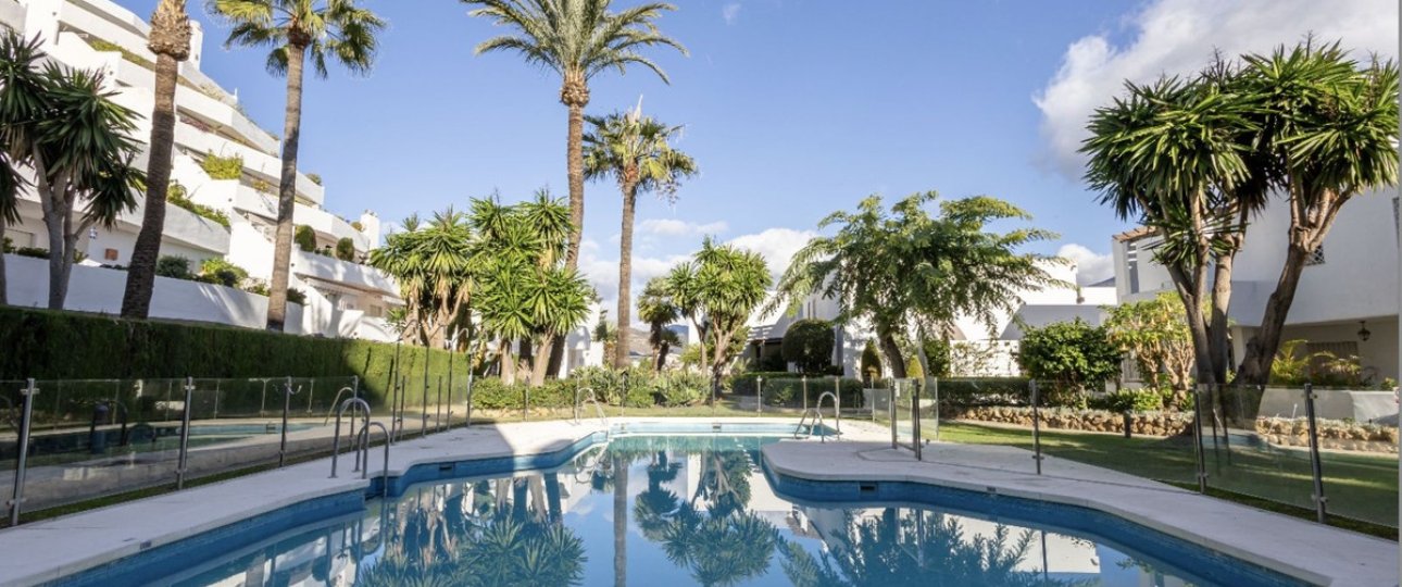 Resale - apartment - Marbella - Nueva Andalucía