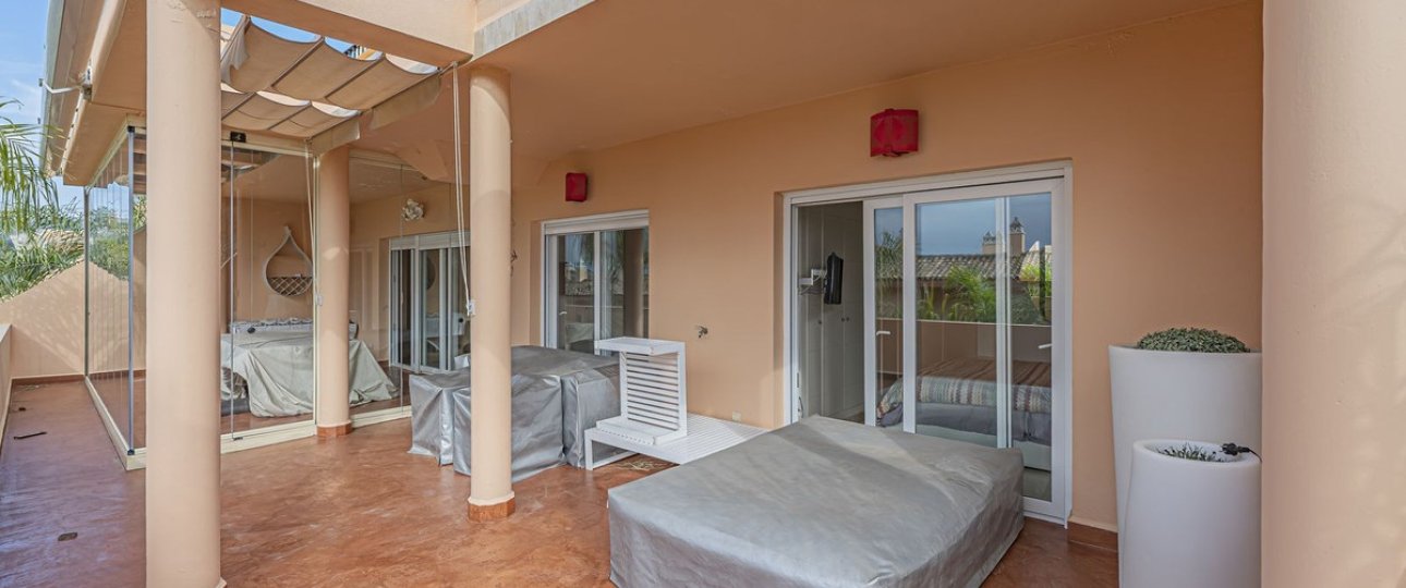 Resale - apartment - Marbella - Nueva Andalucía