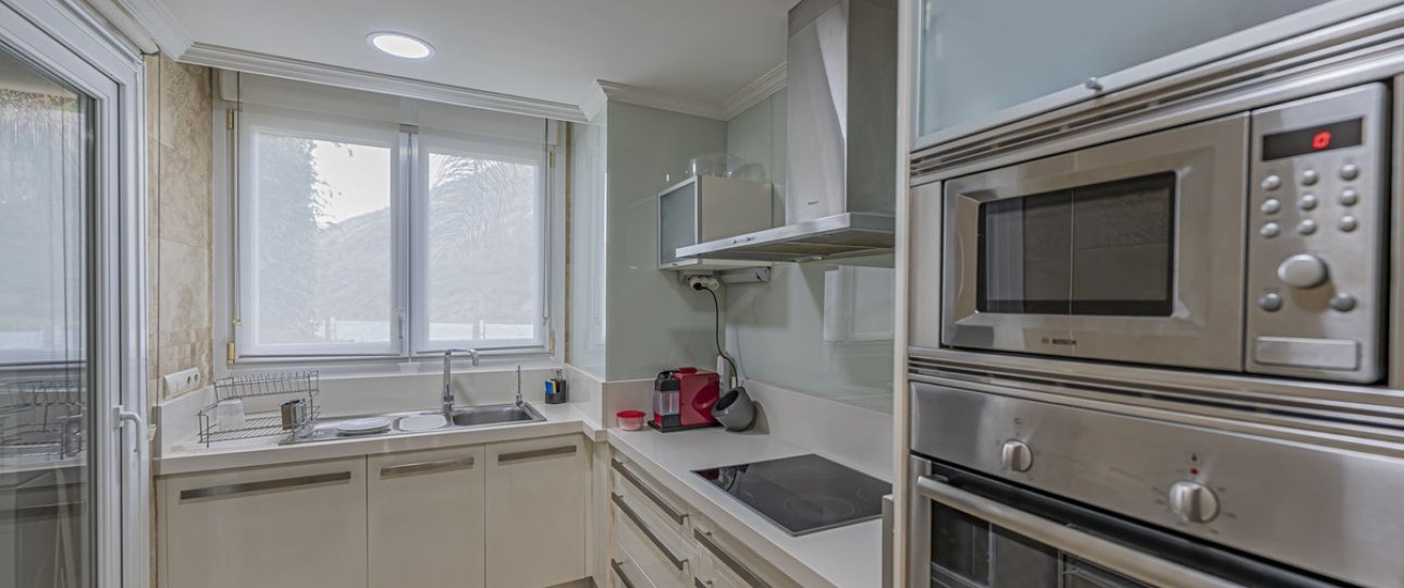 Resale - apartment - Marbella - Nueva Andalucía