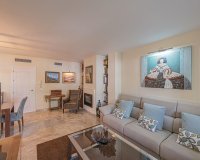 Resale - apartment - Marbella - Nueva Andalucía