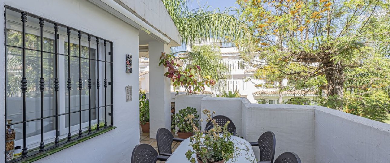 Resale - apartment - Marbella - Nueva Andalucía