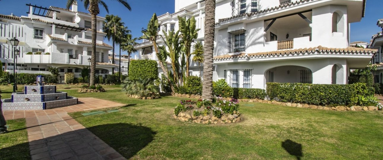 Resale - apartment - Marbella - Nueva Andalucía
