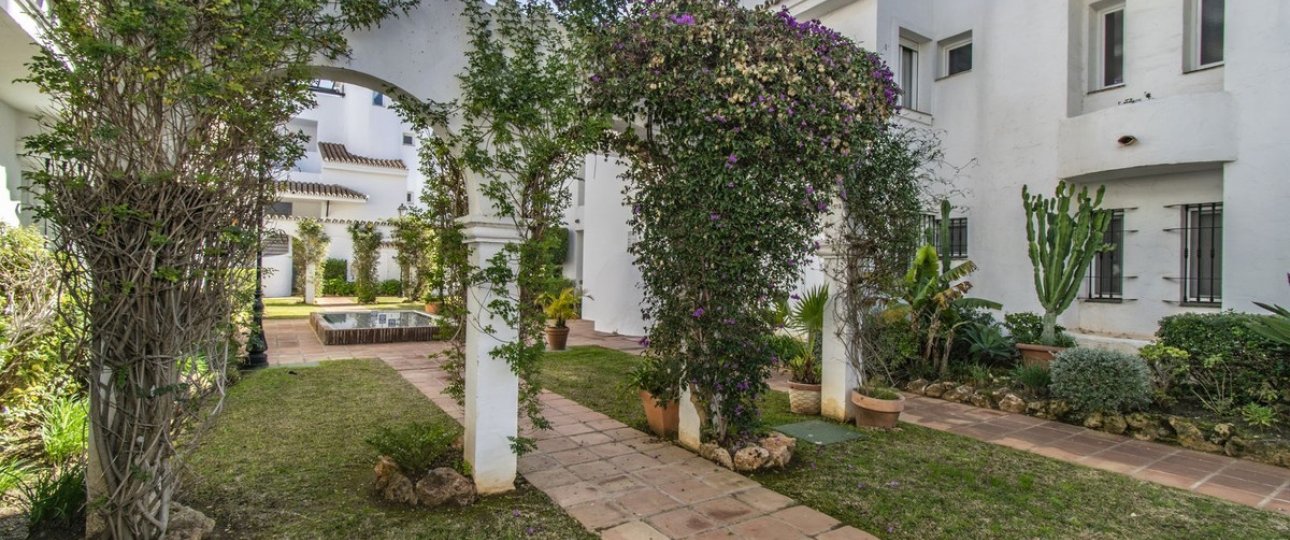 Resale - apartment - Marbella - Nueva Andalucía