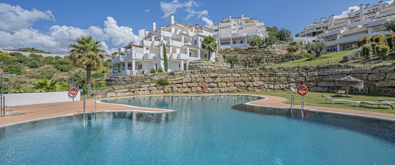 Resale - apartment - Marbella - Nueva Andalucía