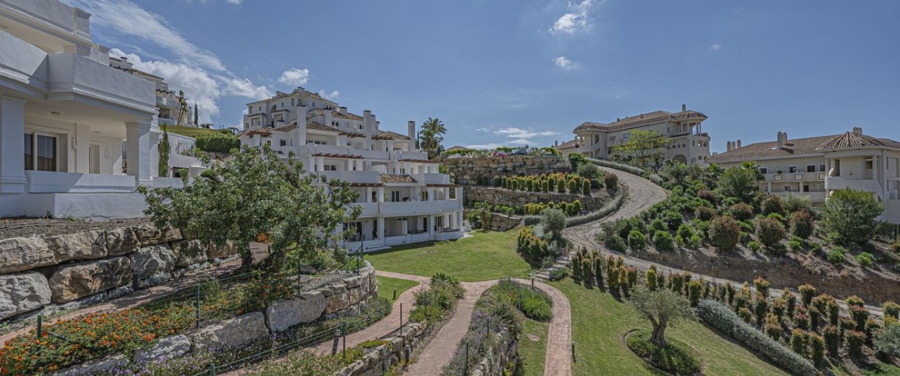 Resale - apartment - Marbella - Nueva Andalucía