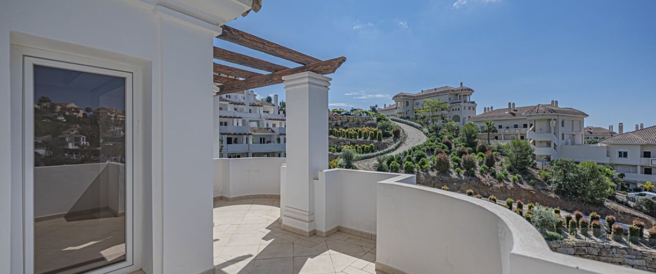 Resale - apartment - Marbella - Nueva Andalucía